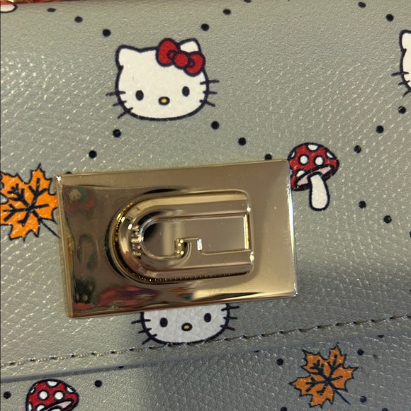 Hello Kitty x Furla Pink and Gray mini crossbody - Picture 7 of 10